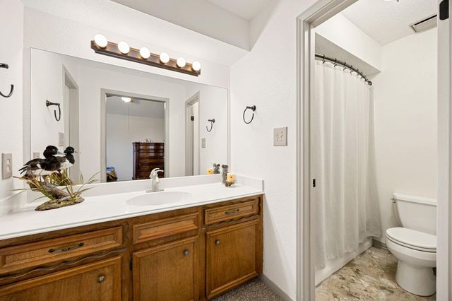 2210 Lucretia Street, Pinehurst, TX 77362