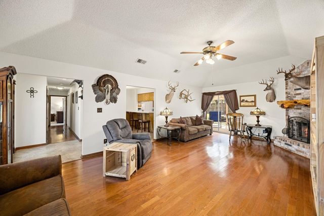 2210 Lucretia Street, Pinehurst, TX 77362