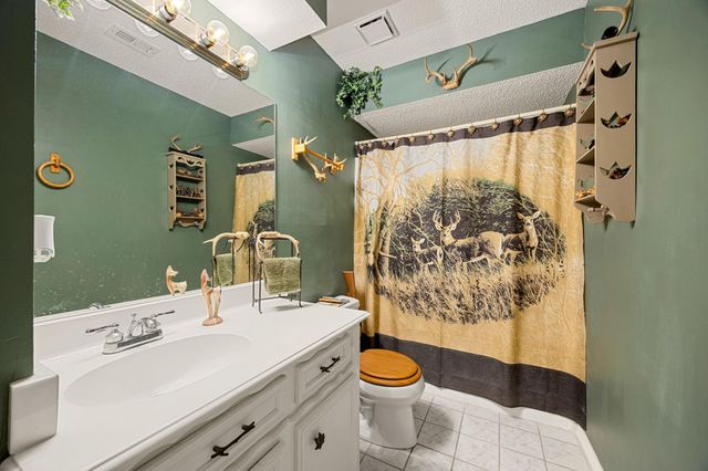 2210 Lucretia Street, Pinehurst, TX 77362