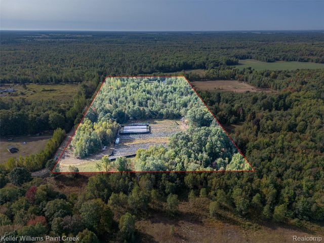 5852 Nw County Line Road, Beaverton Township, MI 48618