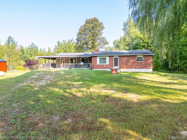 5852 Nw County Line Road, Beaverton Township, MI 48618