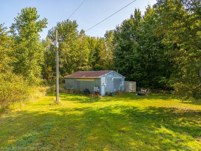5852 Nw County Line Road, Beaverton Township, MI 48618