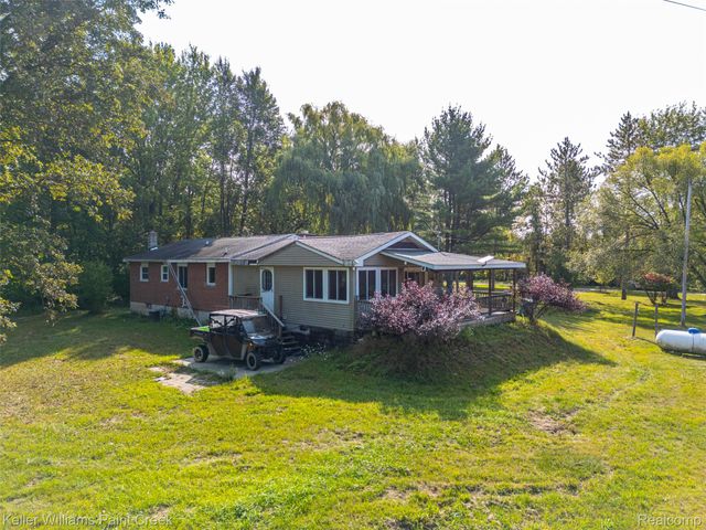 5852 Nw County Line Road, Beaverton Township, MI 48618