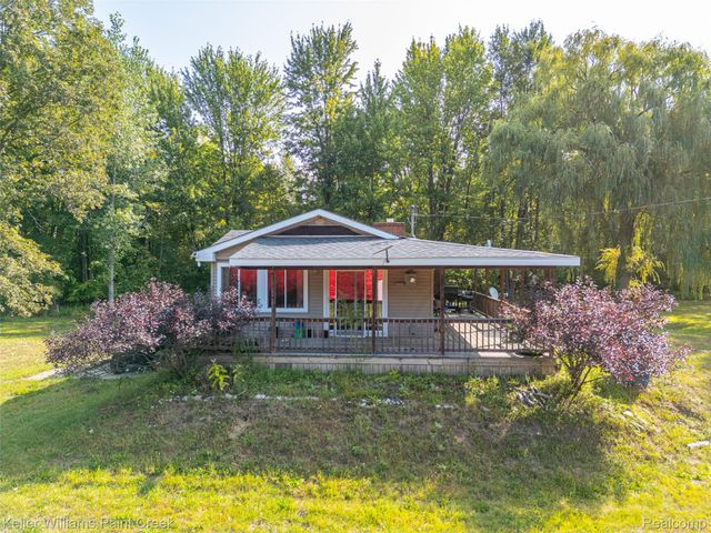 5852 Nw County Line Road, Beaverton Township, MI 48618