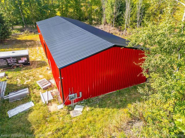 5852 Nw County Line Road, Beaverton Township, MI 48618