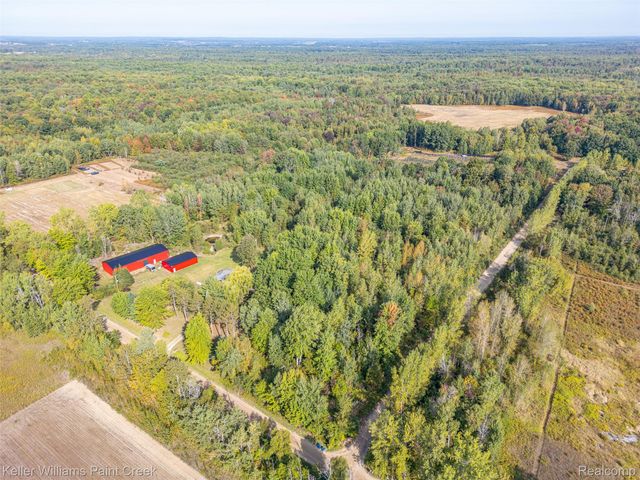 5852 Nw County Line Road, Beaverton Township, MI 48618