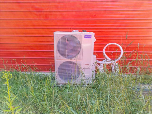 5852 Nw County Line Road, Beaverton Township, MI 48618