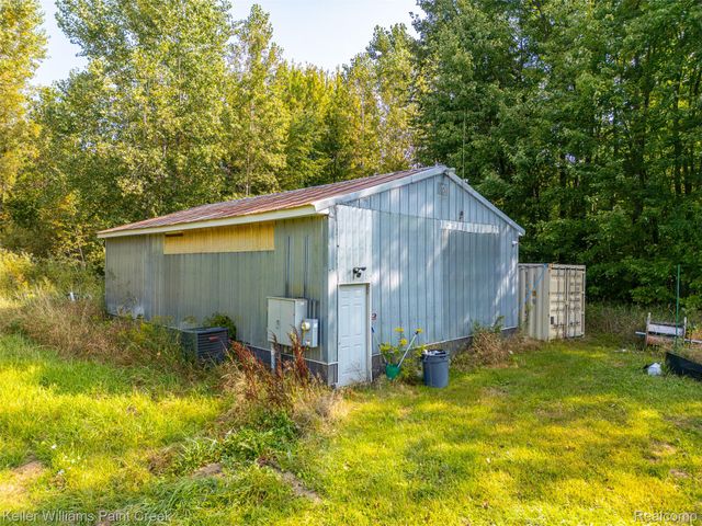 5852 Nw County Line Road, Beaverton Township, MI 48618