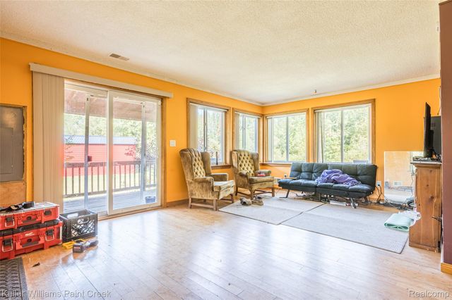 5852 Nw County Line Road, Beaverton Township, MI 48618