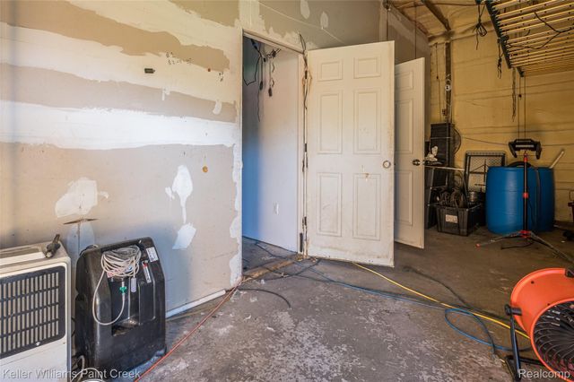 5852 Nw County Line Road, Beaverton Township, MI 48618