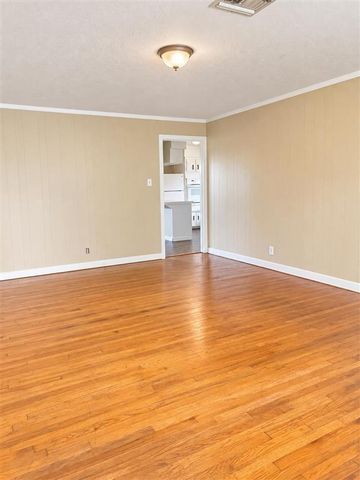 2916 Ernest St Street, Lake Charles, LA 70601