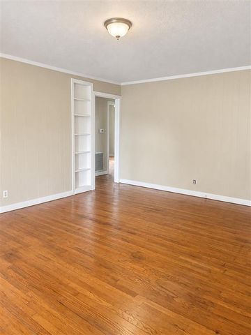 2916 Ernest St Street, Lake Charles, LA 70601