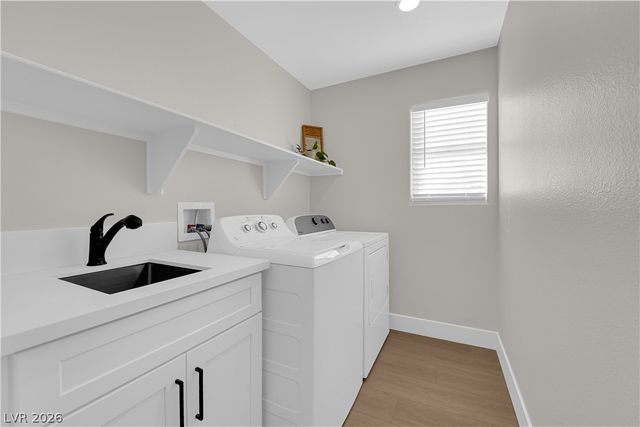 305 Salinas Drive, Henderson, NV 89014