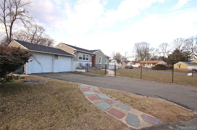 2 Vita Drive, Central Islip, NY 11722