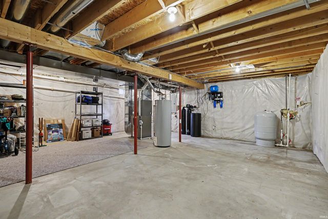 51665 Sandelwood Court, Granger, IN 46530
