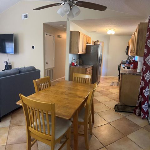 301 OAK TRACK DRIVE, Ocala, FL 34472