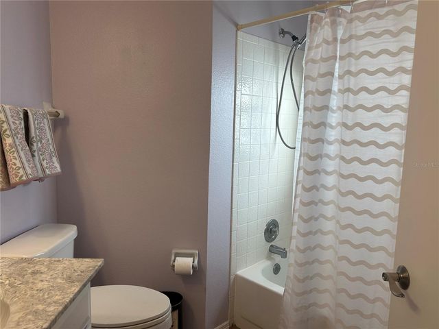 301 OAK TRACK DRIVE, Ocala, FL 34472