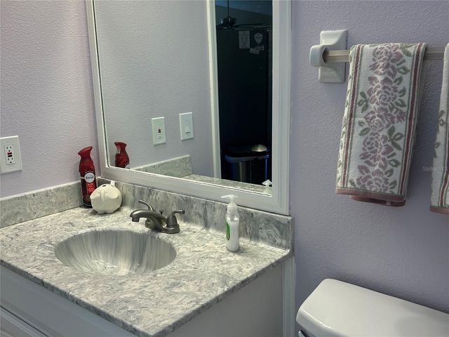 301 OAK TRACK DRIVE, Ocala, FL 34472