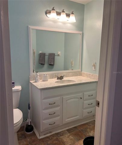 301 OAK TRACK DRIVE, Ocala, FL 34472