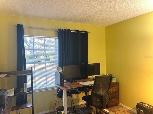 301 OAK TRACK DRIVE, Ocala, FL 34472