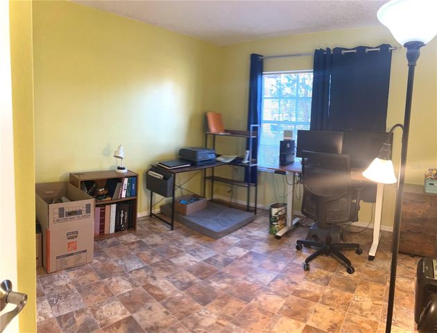 301 OAK TRACK DRIVE, Ocala, FL 34472