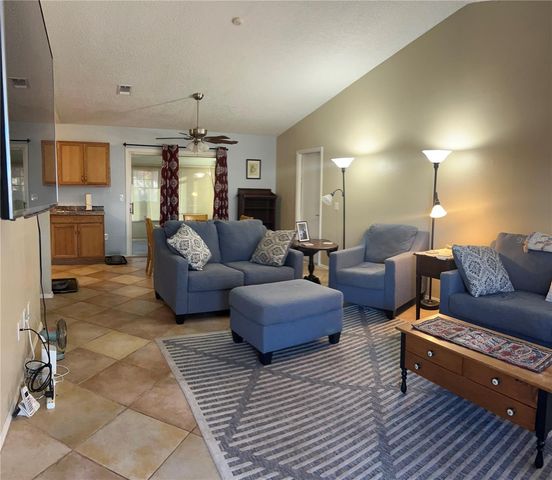 301 OAK TRACK DRIVE, Ocala, FL 34472