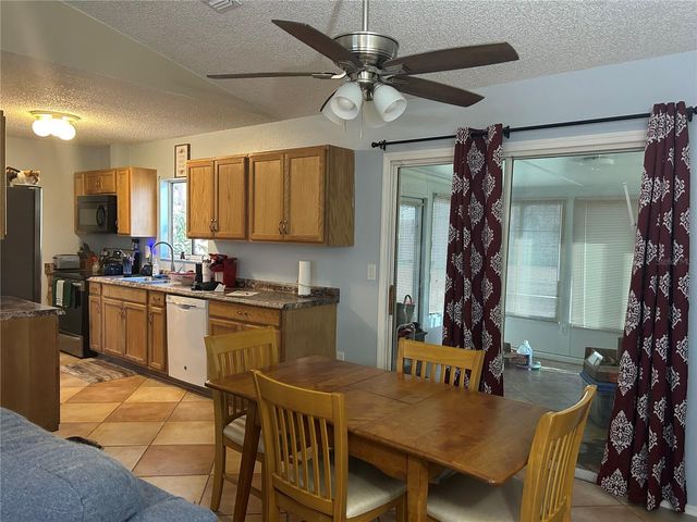 301 OAK TRACK DRIVE, Ocala, FL 34472