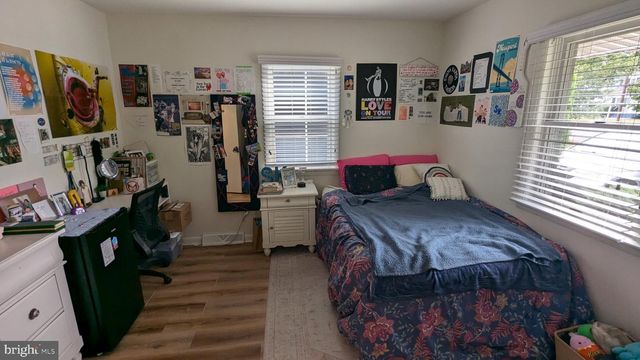 18 STEINWAY AVE, Ewing, NJ 08618