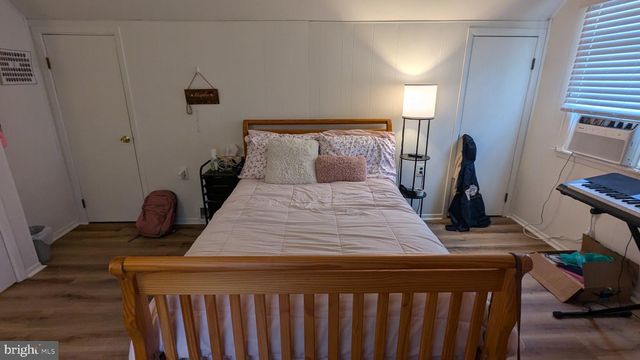 18 STEINWAY AVE, Ewing, NJ 08618