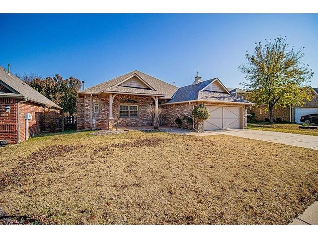 2920 Longmeadow, Edmond, OK 73003