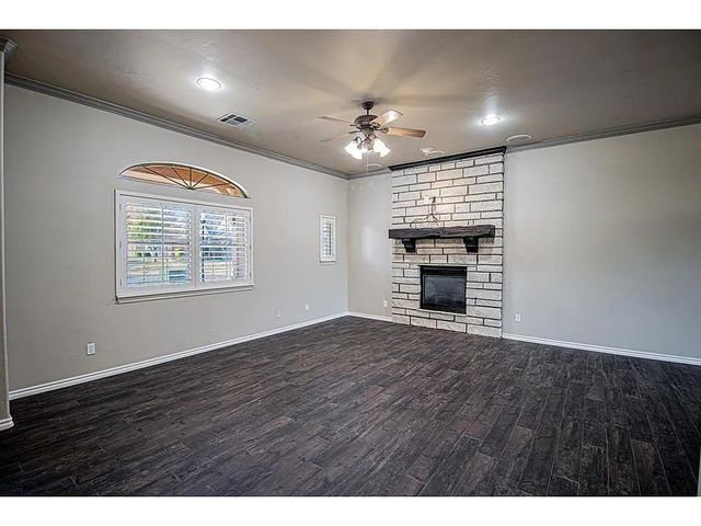2920 Longmeadow, Edmond, OK 73003