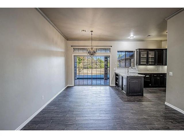 2920 Longmeadow, Edmond, OK 73003