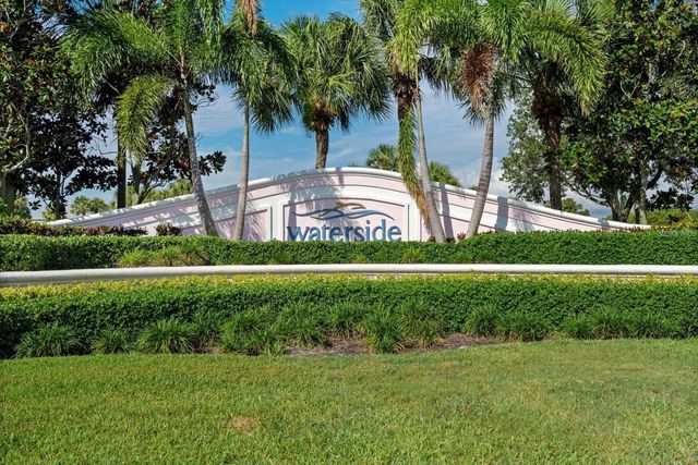 5110 COQUINA KEY DRIVE SE C furnished, St Petersburg, FL 33705