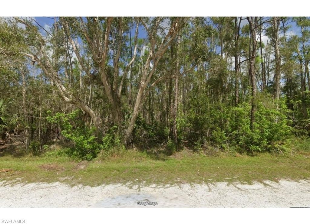 12301 Alteza DR, PUNTA GORDA, FL 33955 — photo 5