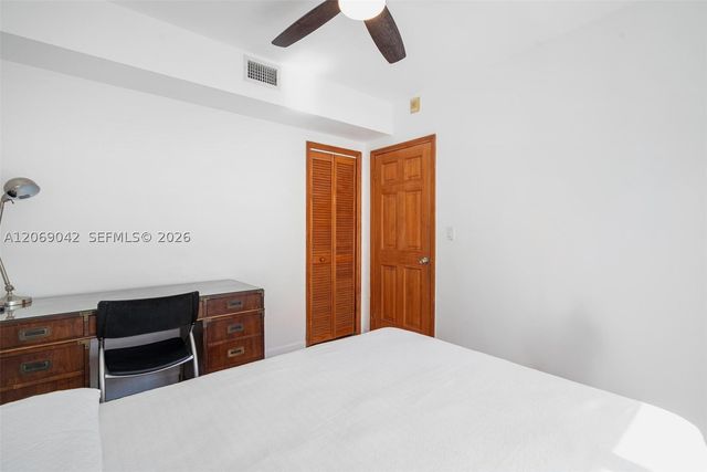 7207 Bay Dr 11, Miami Beach, FL 33141