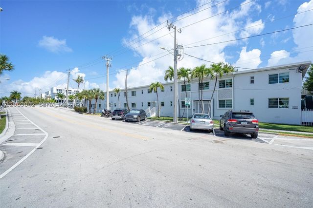 7207 Bay Dr 11, Miami Beach, FL 33141