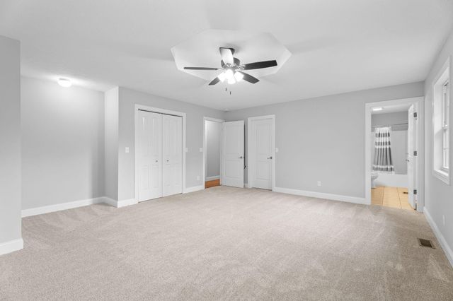 180 Ashford Drive, Hollister, MO 65672