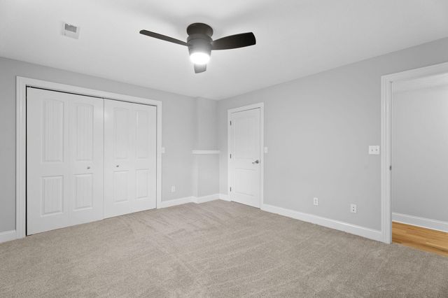 180 Ashford Drive, Hollister, MO 65672