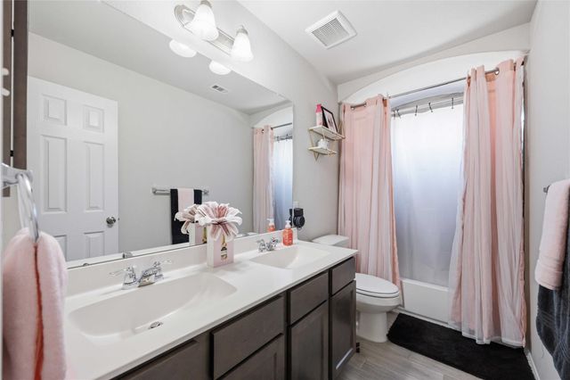 15214 Monal Trie Drive, Humble, TX 77346