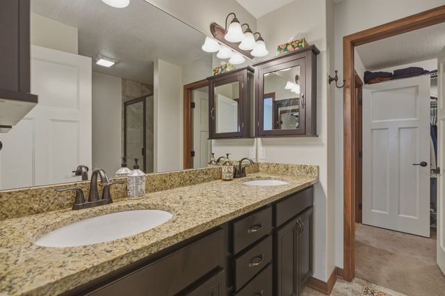 1203 NW Boulder Point Place, Ankeny, IA 50023