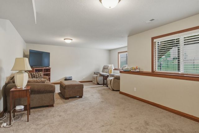 1203 NW Boulder Point Place, Ankeny, IA 50023