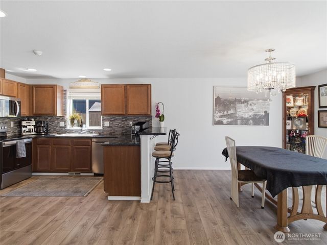 19714 Aspenwood Court SW, Rochester, WA 98579