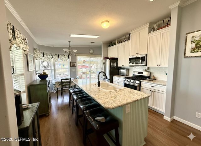 100 HAPPINESS Drive, Welaka, FL 32189