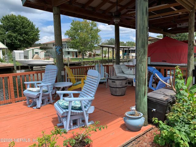 100 HAPPINESS Drive, Welaka, FL 32189