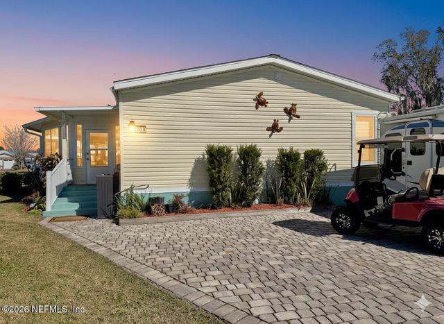 100 HAPPINESS Drive, Welaka, FL 32189