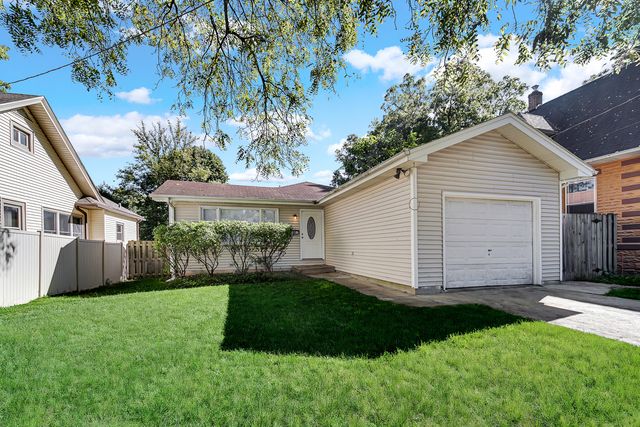 1007 Cedar Avenue, Elgin, IL 60120