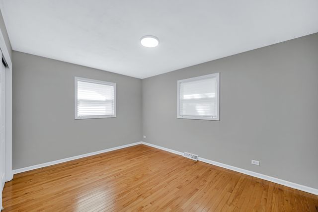 1007 Cedar Avenue, Elgin, IL 60120