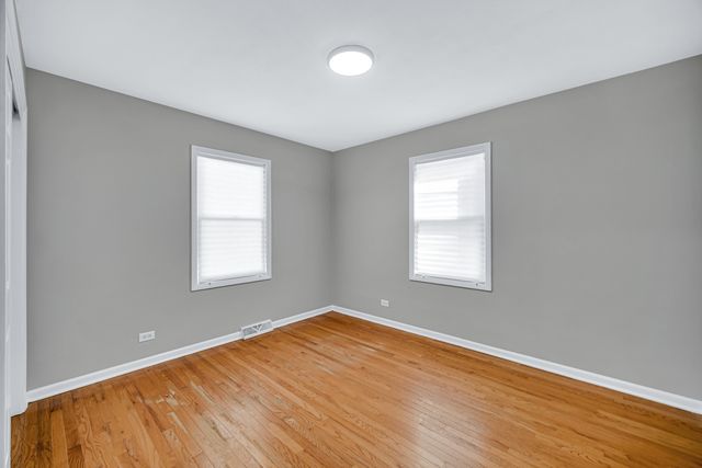 1007 Cedar Avenue, Elgin, IL 60120