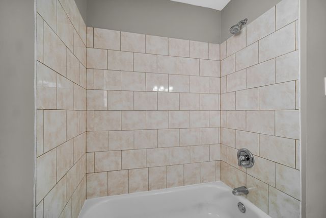 1007 Cedar Avenue, Elgin, IL 60120