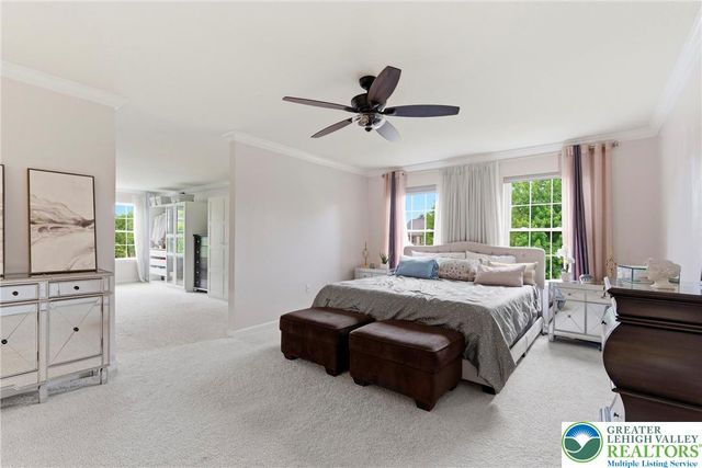 25 Crest Boulevard, Palmer Twp, PA 18045